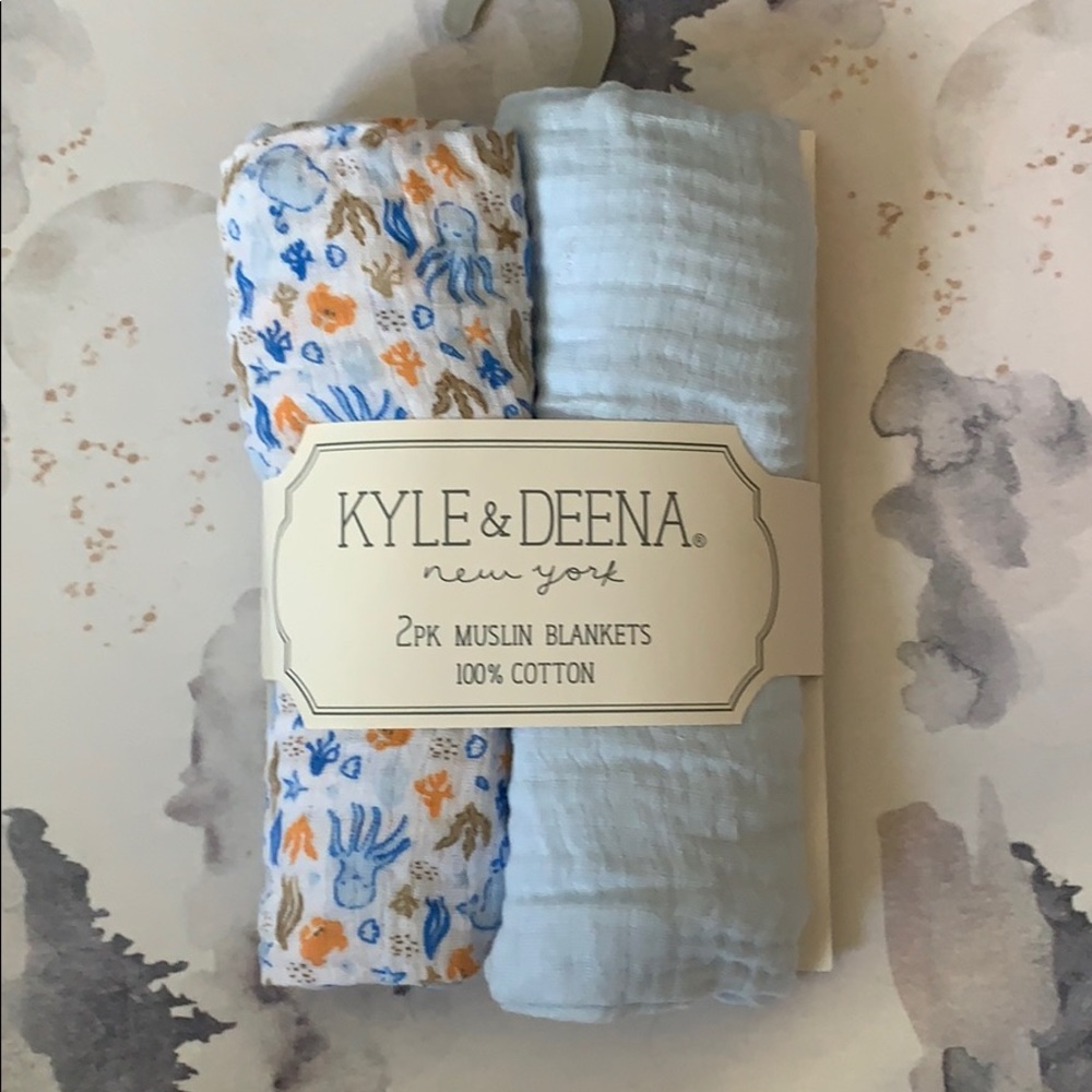NIB Kyle & Deena muslin blanket